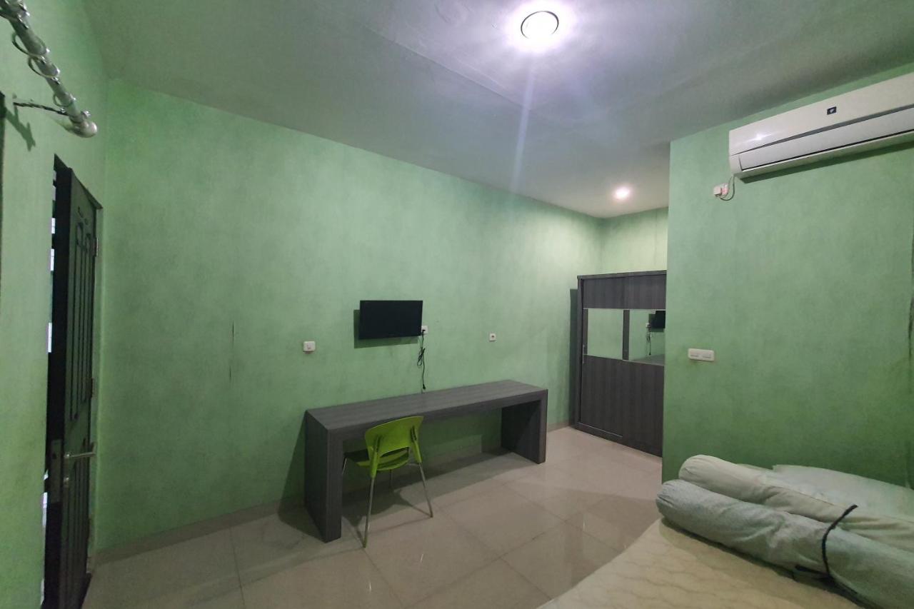 Oyo 93109 Garden Homestay 1 Tpr Surabaja Zewnętrze zdjęcie