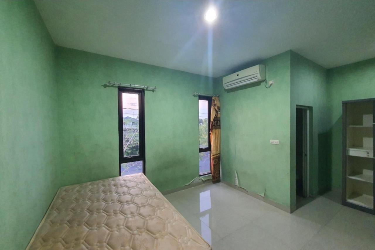 Oyo 93109 Garden Homestay 1 Tpr Surabaja Zewnętrze zdjęcie